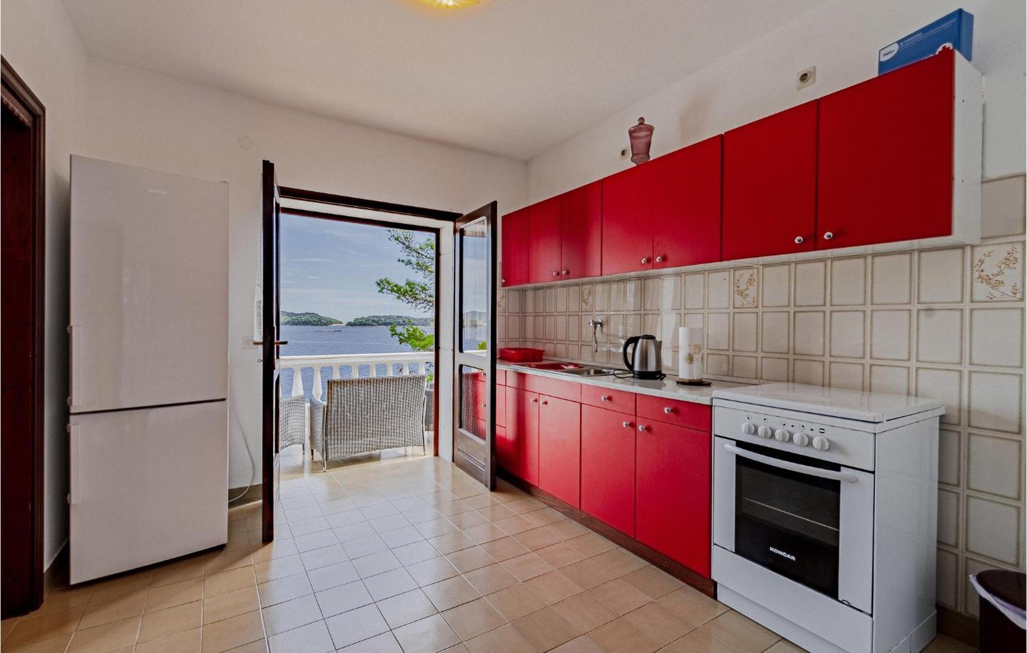 Beautiful Home In Prizba With Kitchen Bagian luar foto