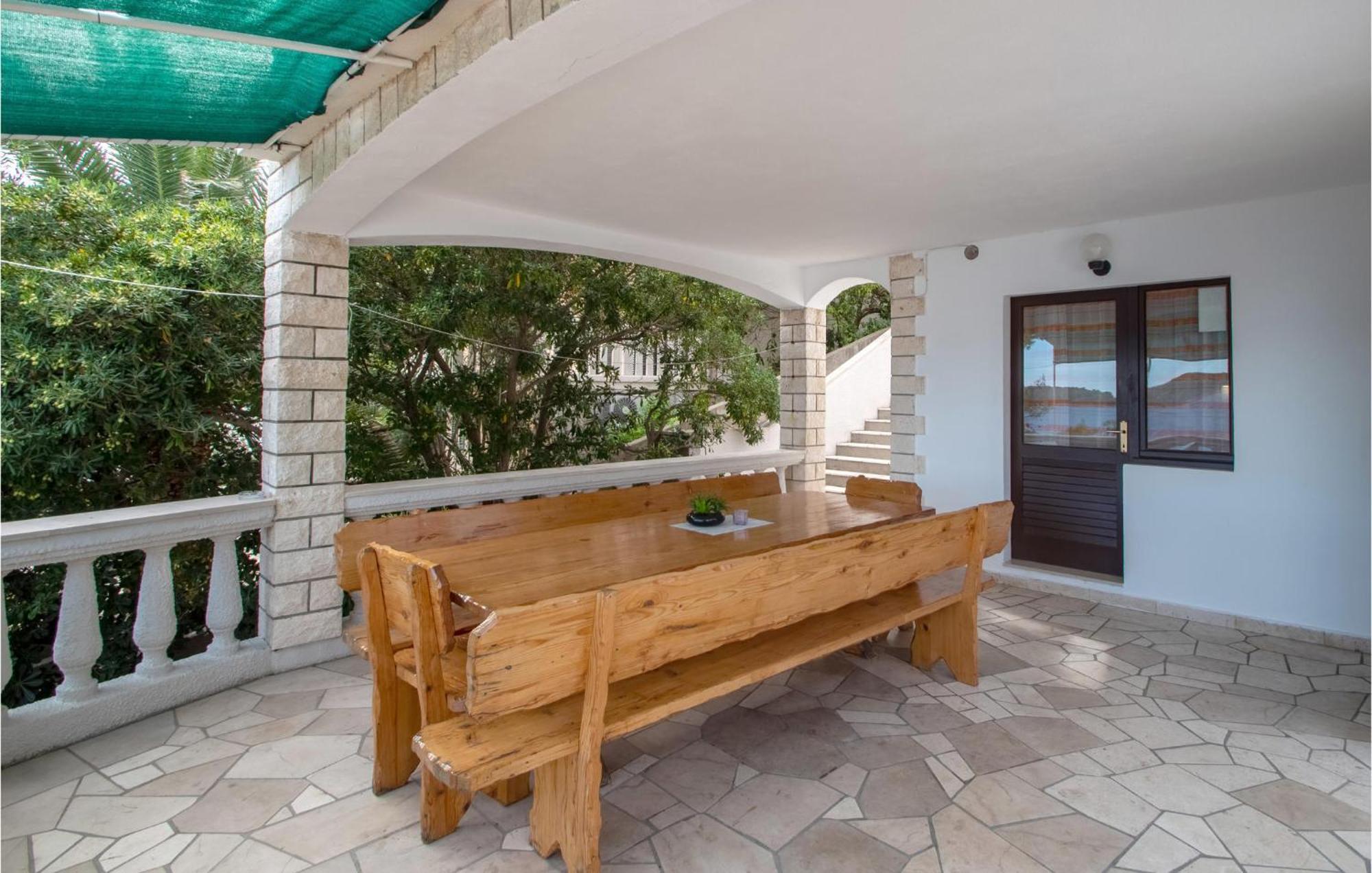 Beautiful Home In Prizba With Kitchen Bagian luar foto